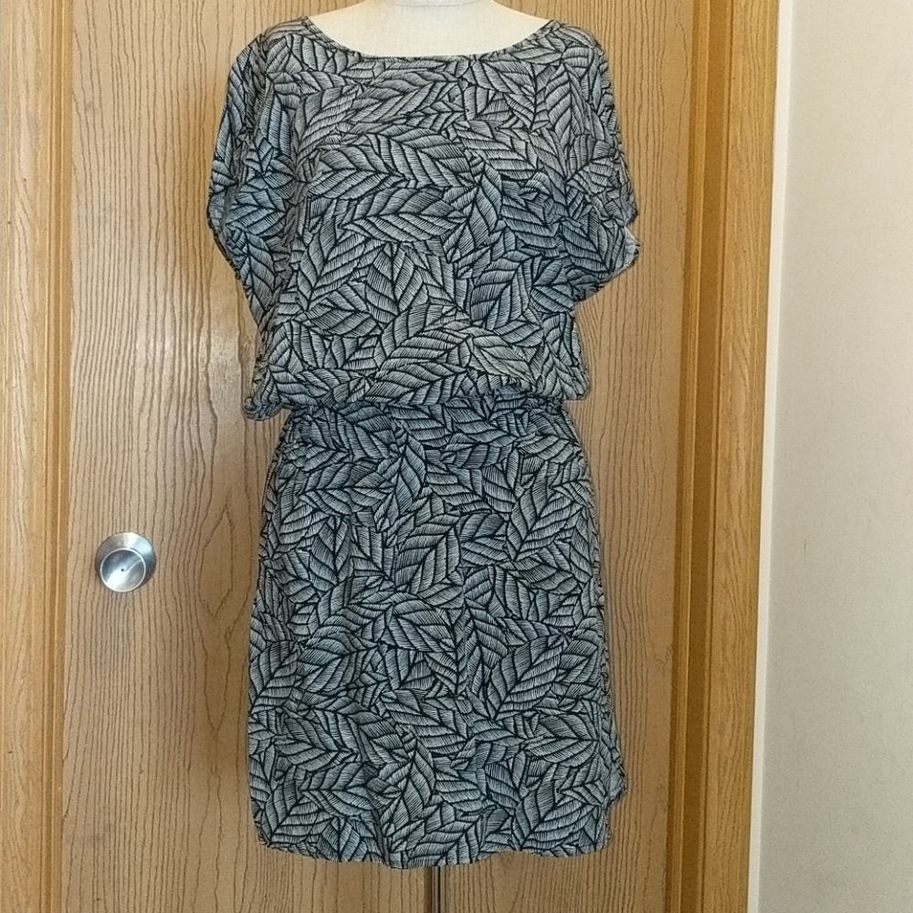 GAP skirt